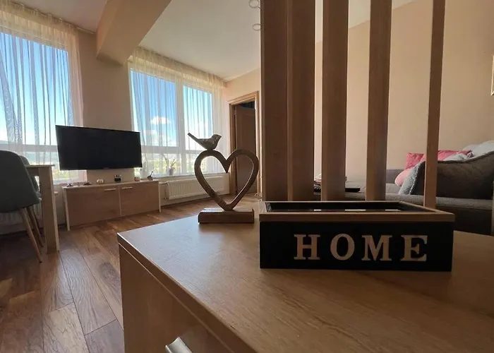 Cozy And Bright Apartment